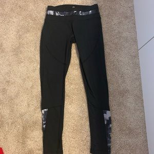 Black athletic leggings (full length)
